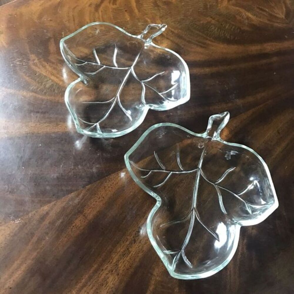 Vintage‎ Hazel Atlas Clear Glass Three Leaf Shaped Relish nuts or  Candy  Dish